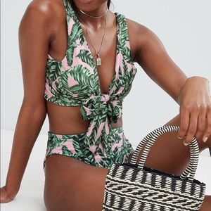 NWT Pretty Little Thing Palm Print Bikini